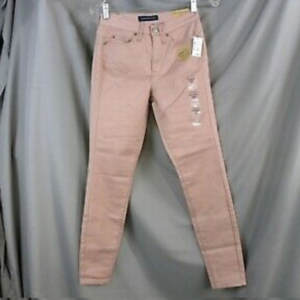 Light pink aeropostale jeans